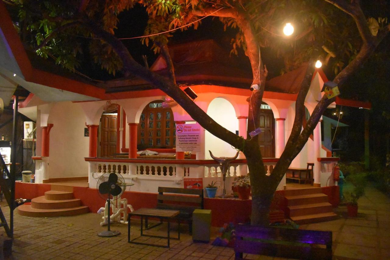 Mitra Hostel ואגאטור מראה חיצוני תמונה